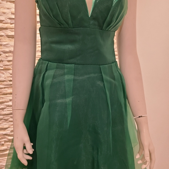 Organza Green Cocktail Dress. - Picture 3 of 9